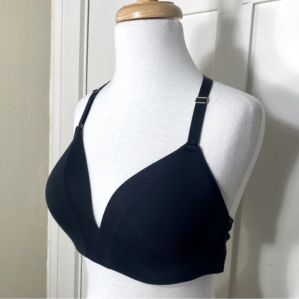 🎉LAST CALL🎉 Lively All You Wireless T Shirt Bra Multi-way Molded Lined 38C